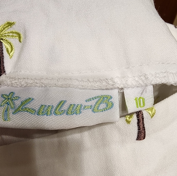 Lulu-B Palm Tree Capris, Size 10 - Picture 5 of 6